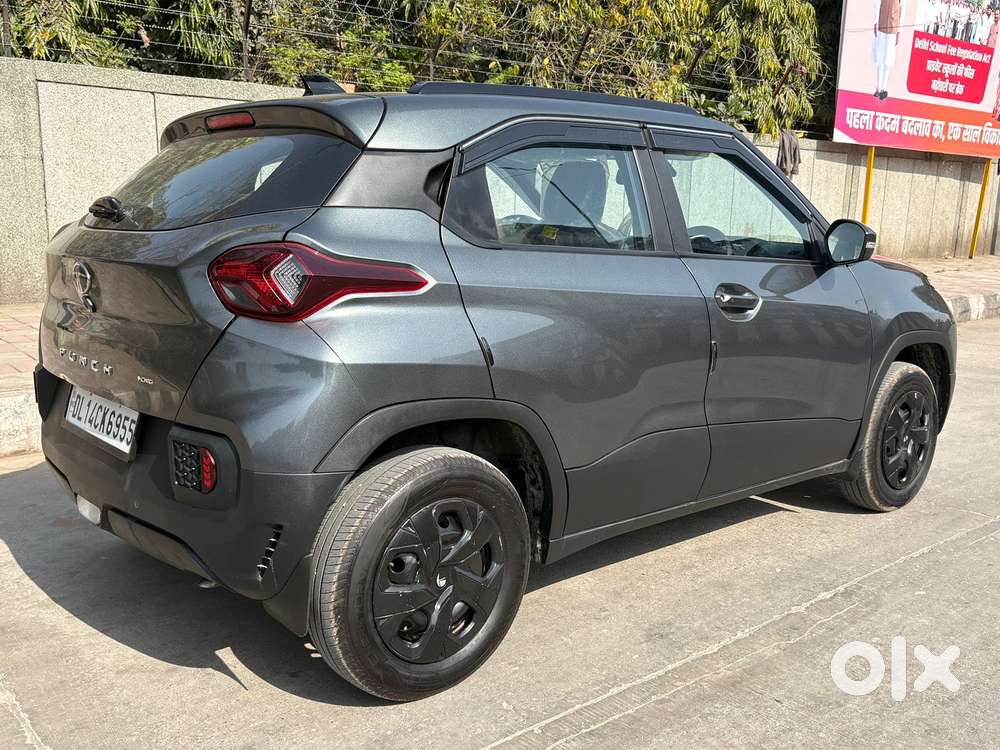 Tata Punch Accomplished Dazzle Sunroof Cng, 2025, Cng & Hybrids