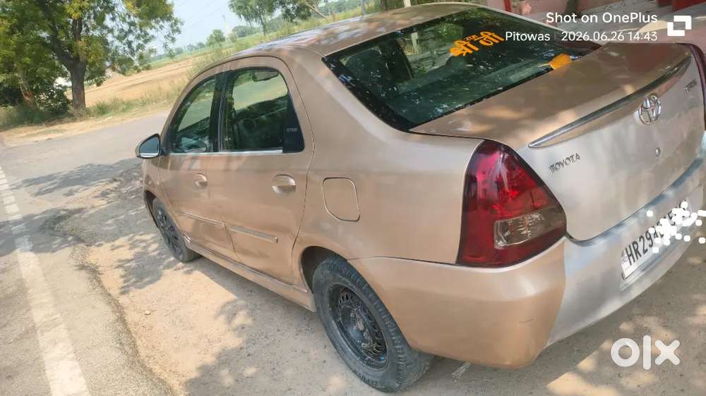 Toyota Etios 1.5 G 2011