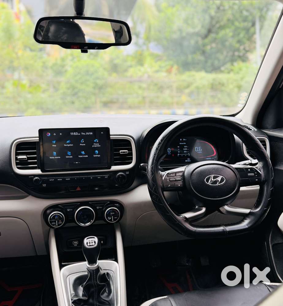 Hyundai Venue Sx Mt, 2023, Petrol