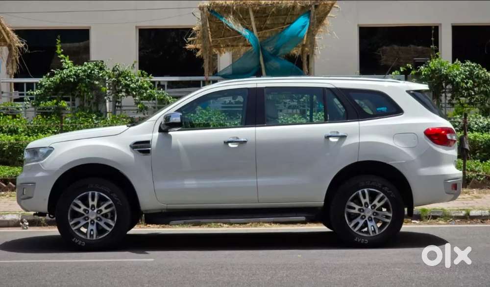 Ford Endeavour 3.2 Titanium At 4x4, 2017, Diesel