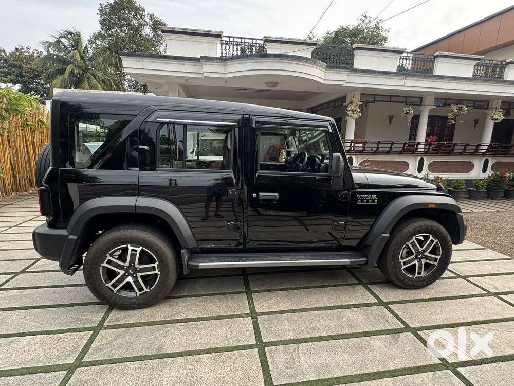 Mahindra Thar Roxx Mx1 Petrol Mt 2wd, 2026, Petrol