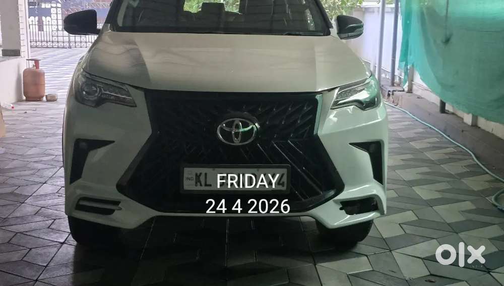 Excellent Condition. No Clams.