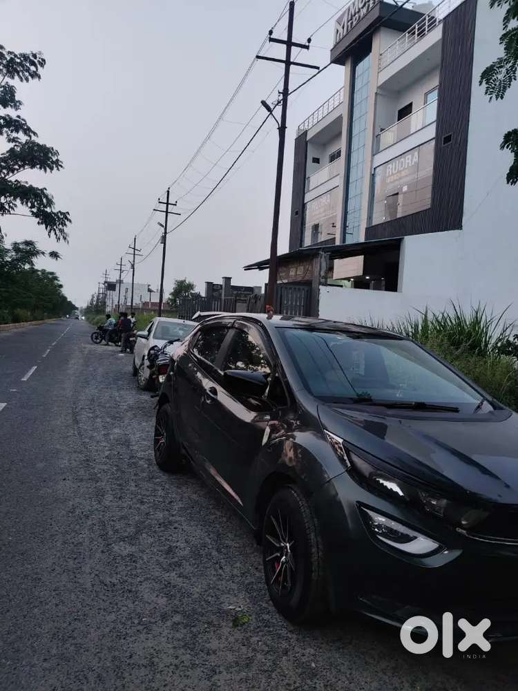 Tata Altroz 2021(august )petrol Good Condition