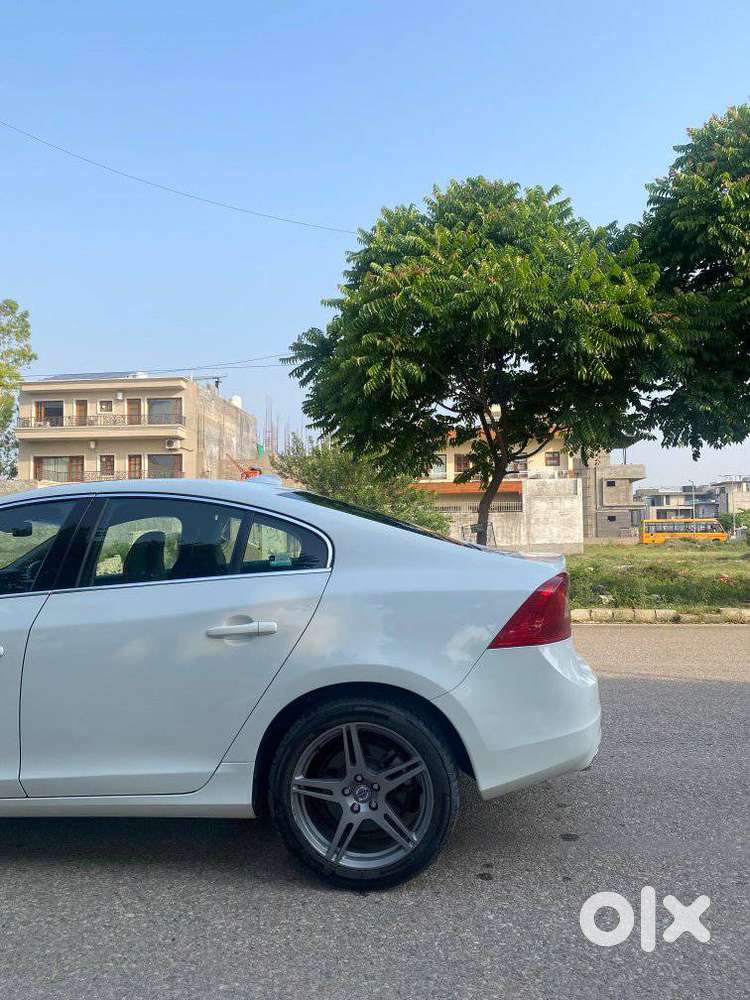 Volvo S60 D4 Momentum, 2014, Diesel