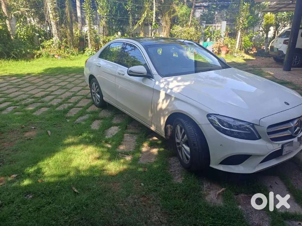 Mercedes-benz C220d 2019  1st Owner  83,000 Km  Excellent Condition