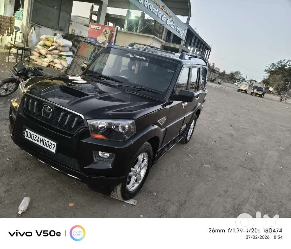 Mahindra Scorpio 2016