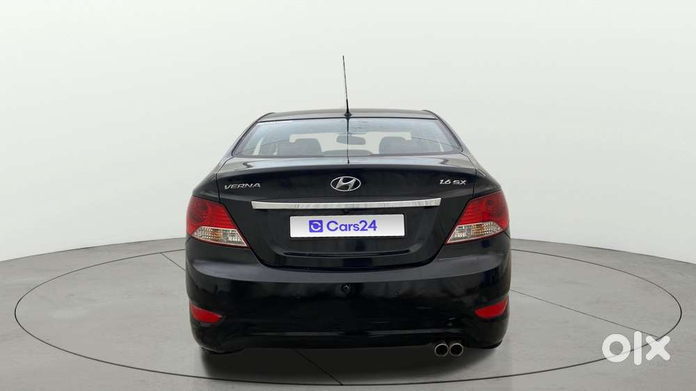 Hyundai Verna Fluidic 1.6 Vtvt Sx, 2014, Petrol