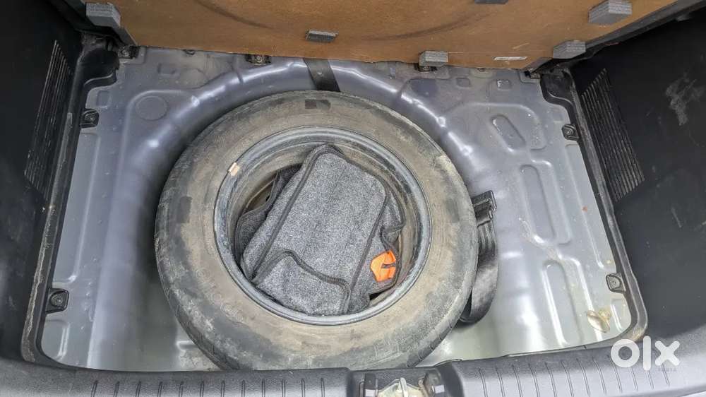 Hyundai Venue Mt Petrol 2023