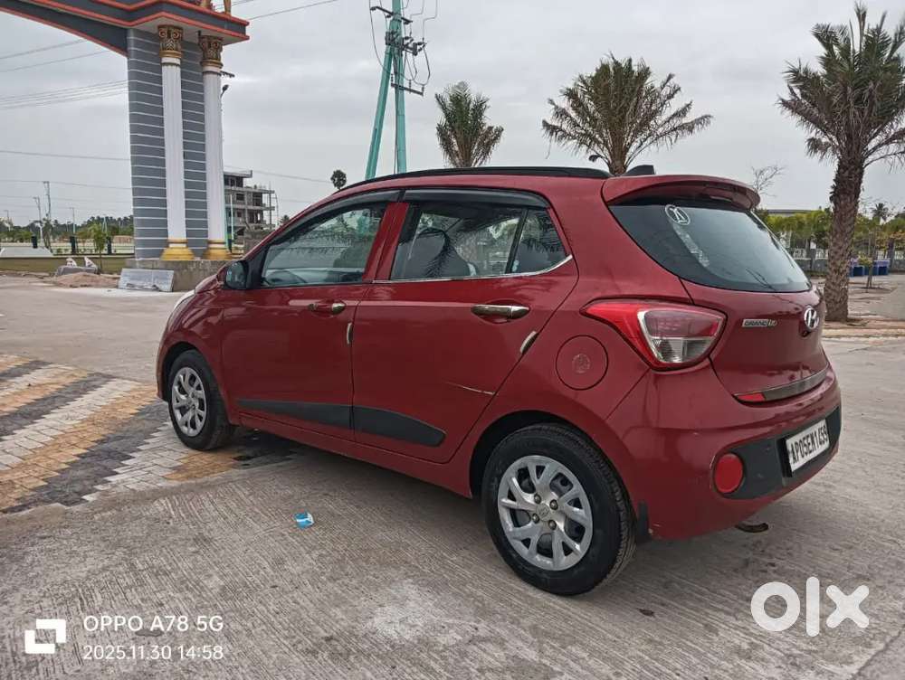Hyundai Grand I10 2018 Diesel 93000 Km Driven