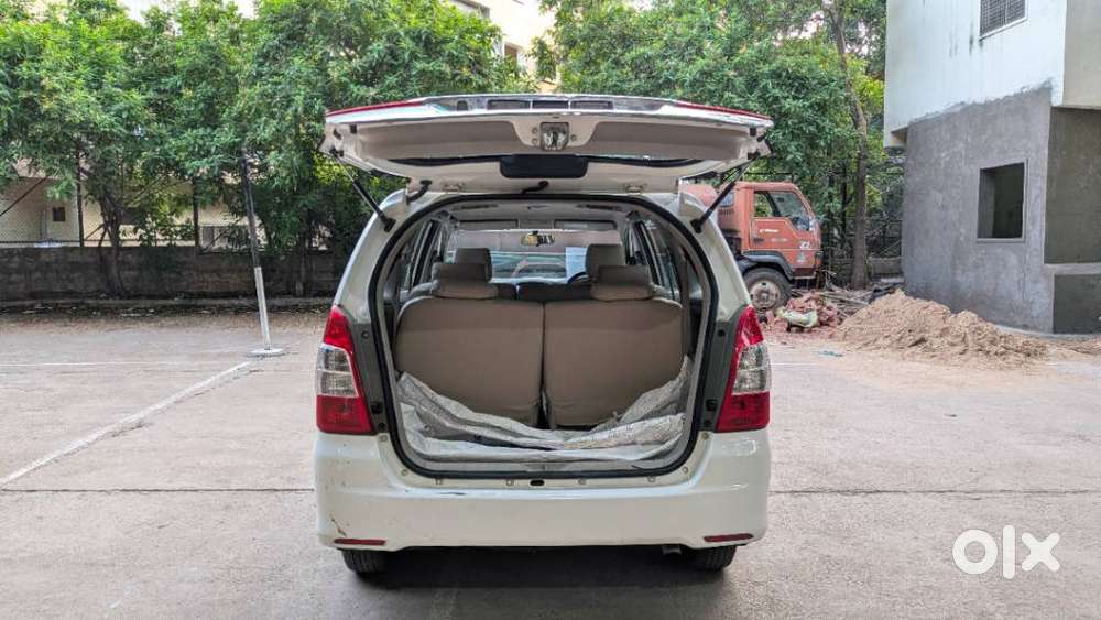 Toyota Innova 2.5 Vx 8 Str, 2015, Diesel