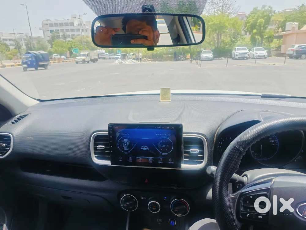 Hyundai Venue 2021 Cng & Petrol 48125 Km Driven