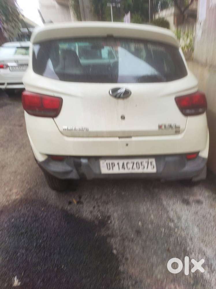 Mahindra Kuv 100 Next K4+