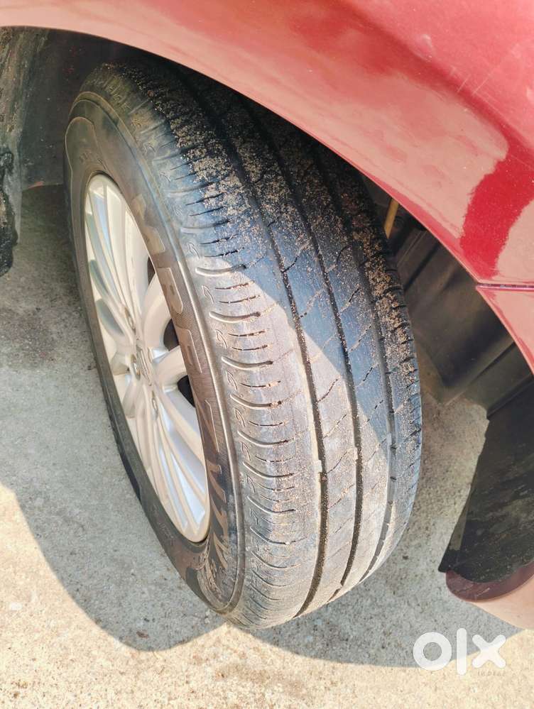 Maruti Suzuki Dzire 1.2 Zxi, 2018, Petrol