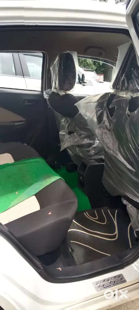 Toyota Glanza 2024 Petrol 7400 Km Driven