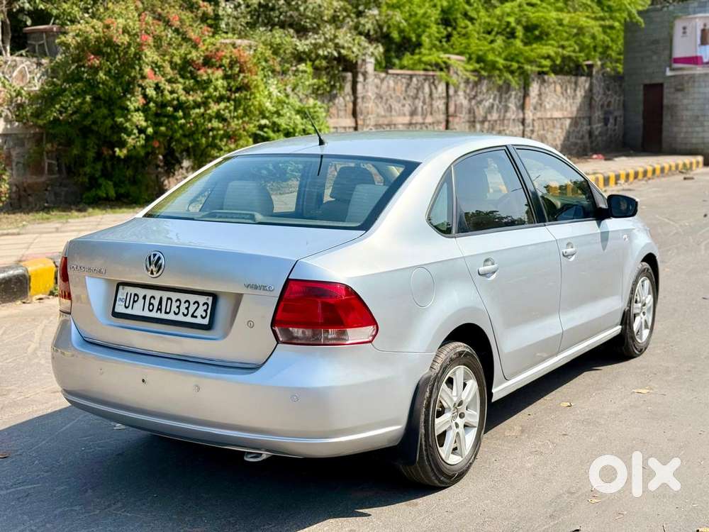 Volkswagen Vento 2010-2013 Petrol Highline, 2011, Petrol