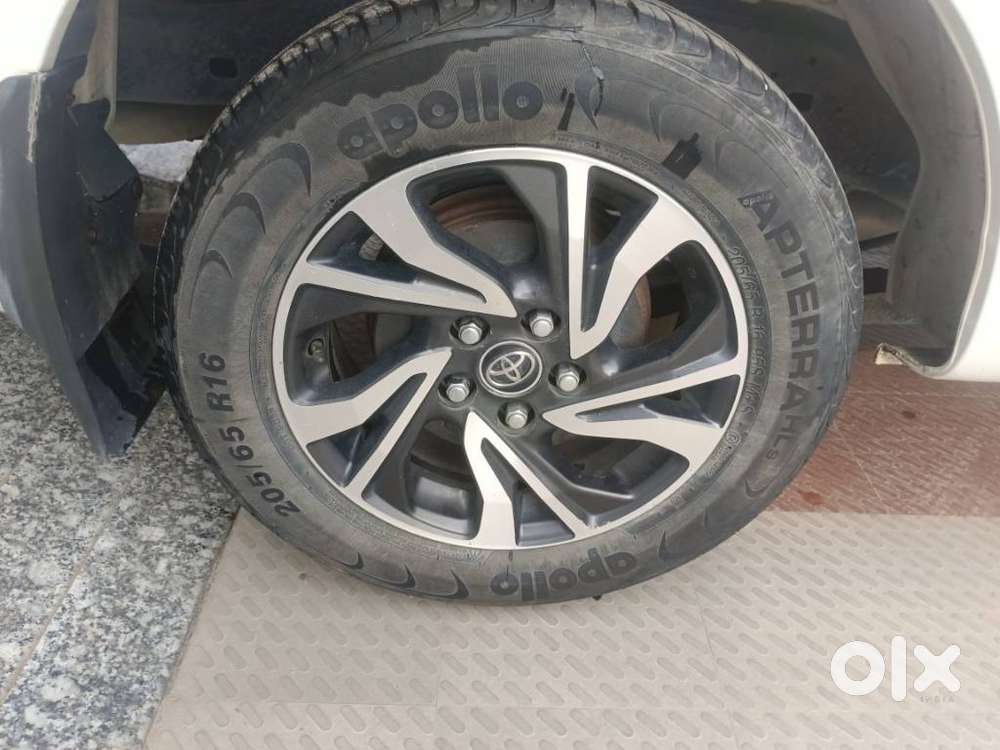 Toyota Innova Crysta 2.4 G Mt 7 Str, 2021, Diesel