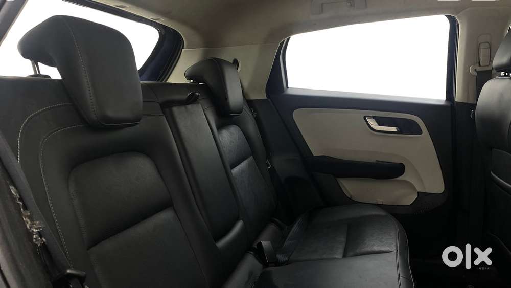 Tata Altroz 1.2 Xza Plus, 2022, Petrol