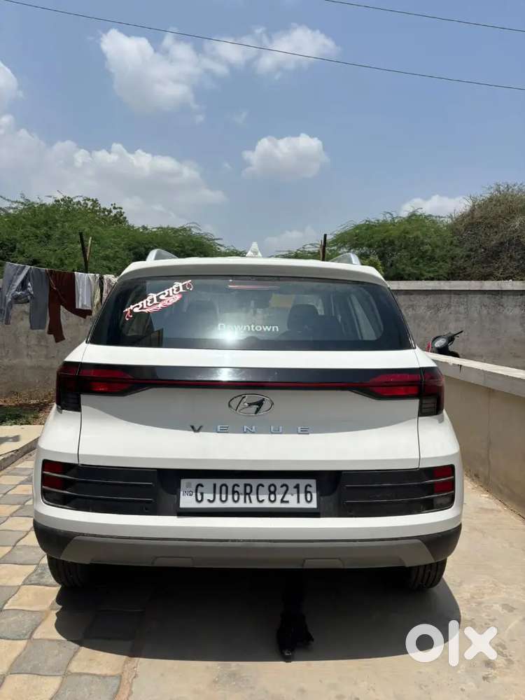 Hyundai New Venue Se Petrol Manual 2025