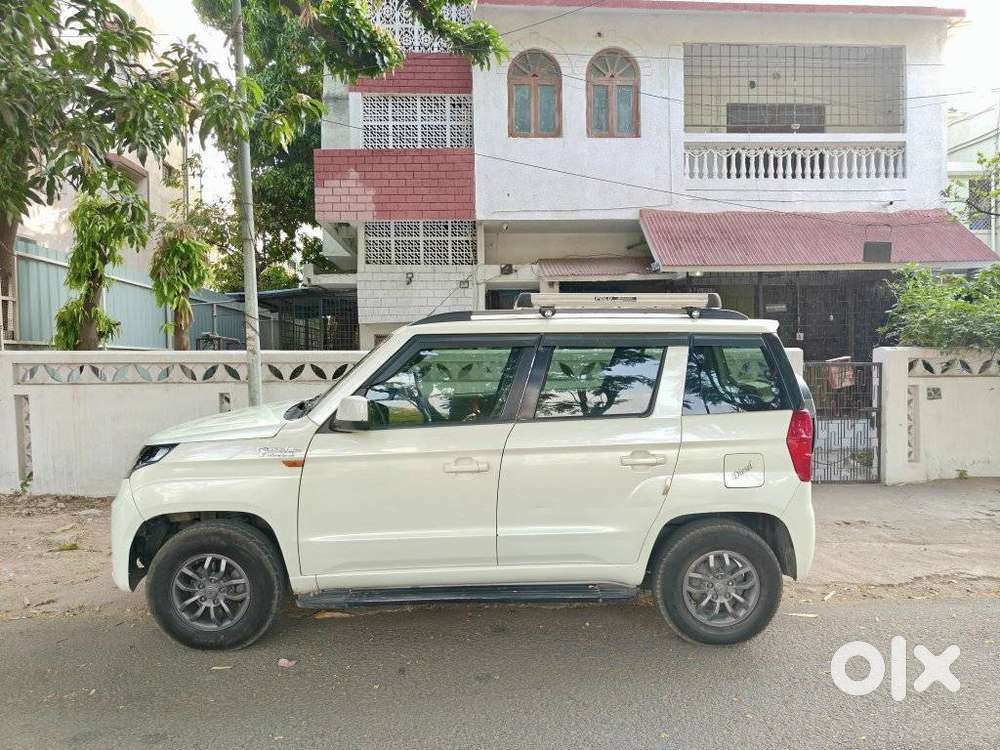 Mahindra Tuv 300 T10, 2018, Diesel