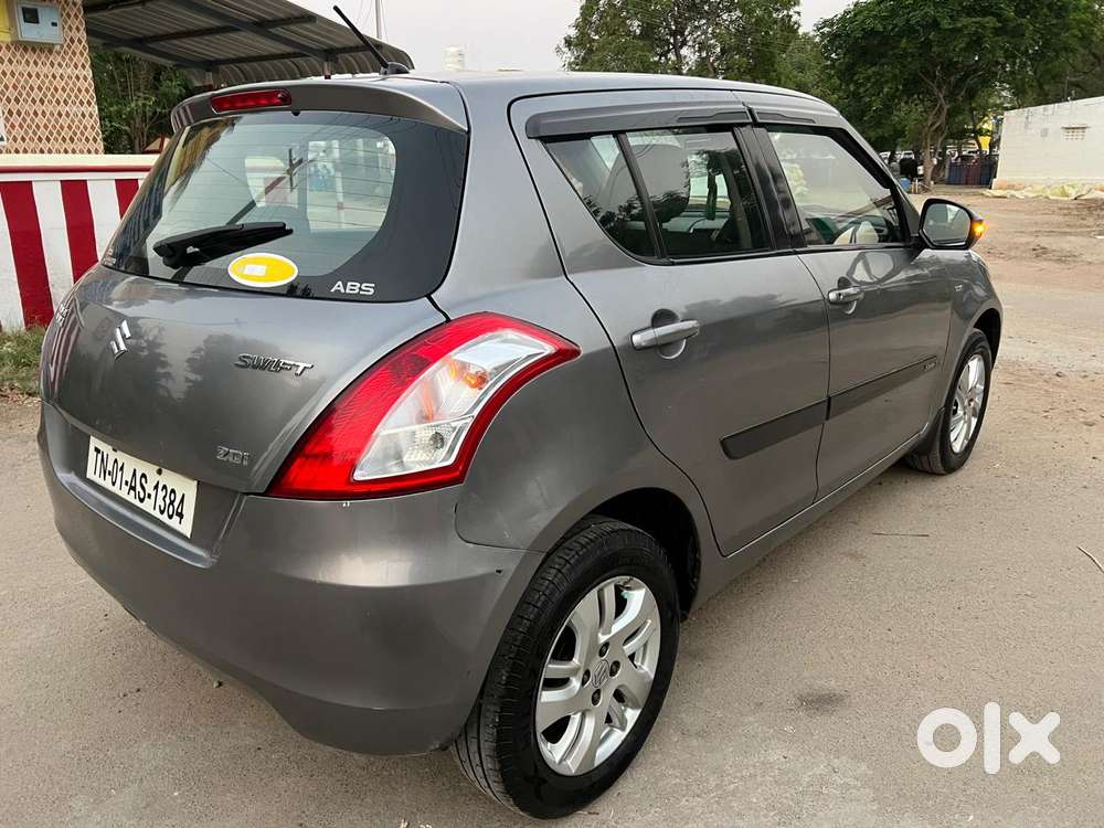 Maruti Suzuki Swift Zdi Plus, 2012, Diesel