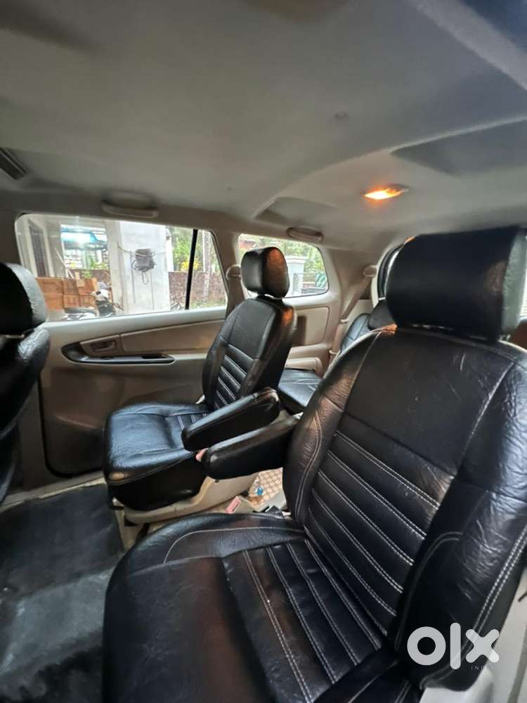 Toyota Innova 2011 Diesel Well Maintained