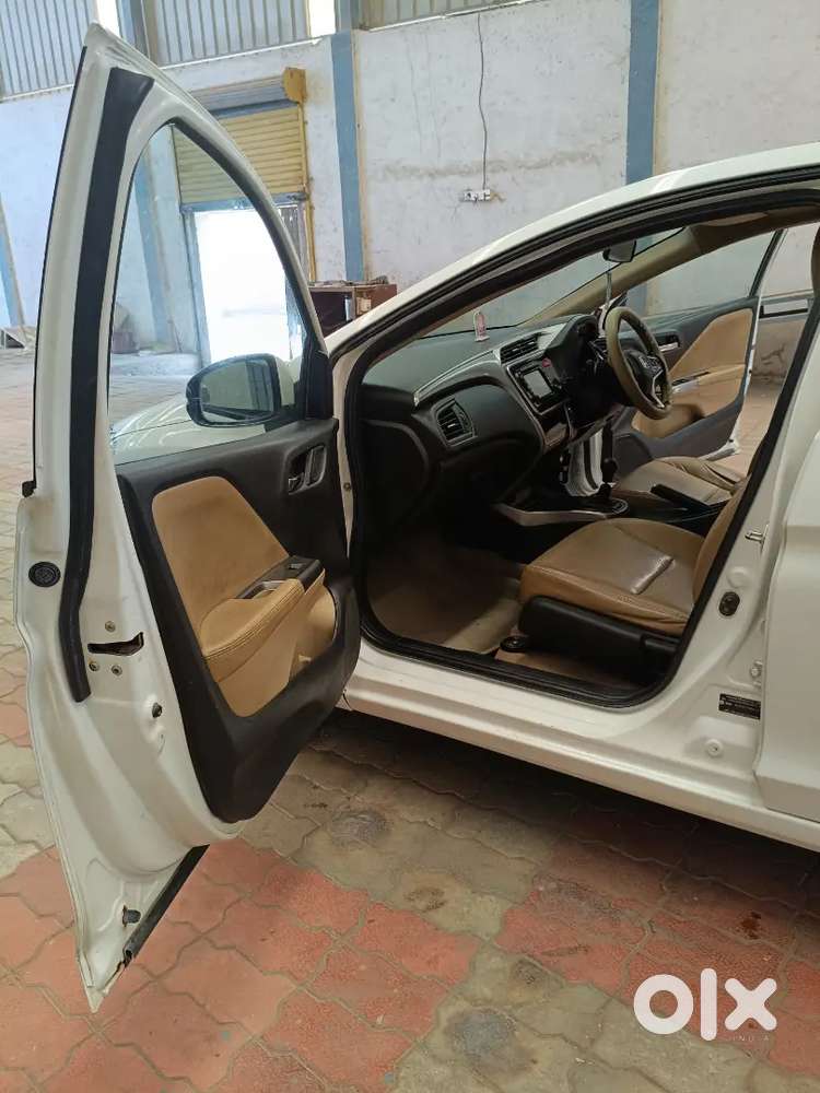 Only Discuss Direct User  Not Contact Carz 24 Spinny Etc. Any Agent