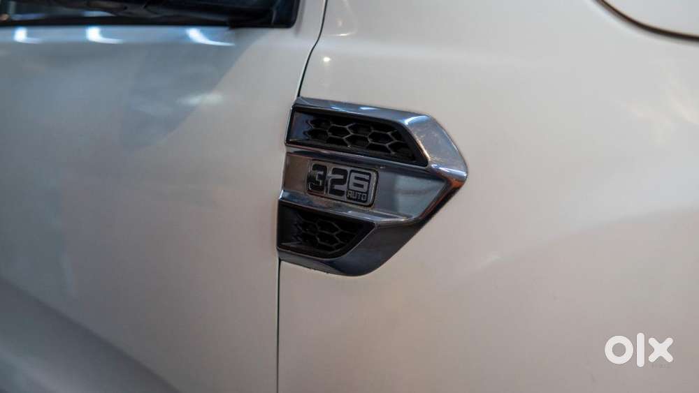 Ford Endeavour 3.2 Titanium At 4x4, 2017, Petrol