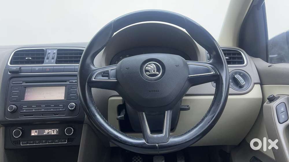 Skoda Rapid [2016-2021] 1.6 Mpi Style Plus, 2015, Petrol