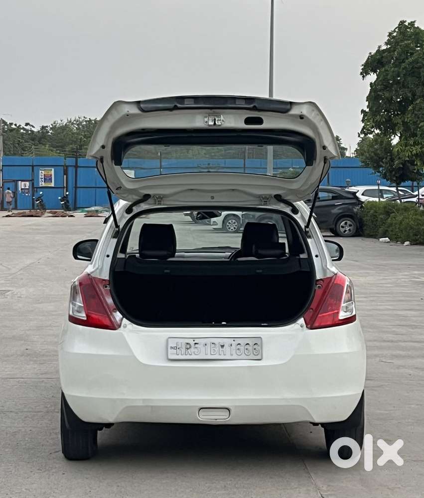 Maruti Suzuki Swift Vxi Optional, 2017, Petrol
