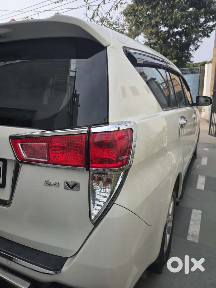 Toyota Innova Crysta 2019 Diesel 58000 Km Driven