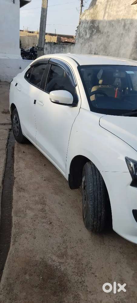 Maruti Dzire 1.2 Vxi 2025