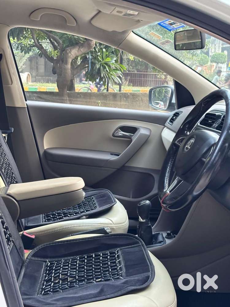 Skoda Rapid Elegance 1.6 Mpfi Mt, 2014, Petrol