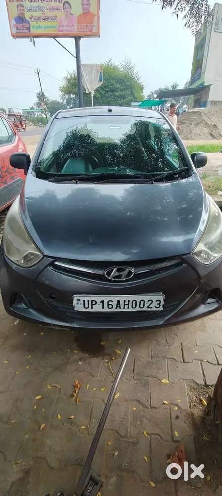 I M Selling My Gd Conditions Huindai Eon With Silled Engine Aur 4 New
