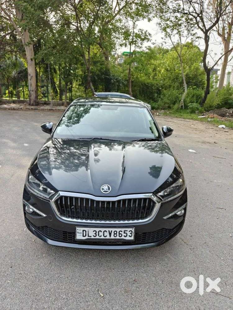 Skoda Slavia 1.0 Ambition Tsi At, 2022, Petrol
