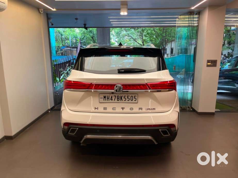 Mg Hector Plus Sharp Pro 1.5 Turbo Petrol Cvt 6 Str, 2023, Petrol