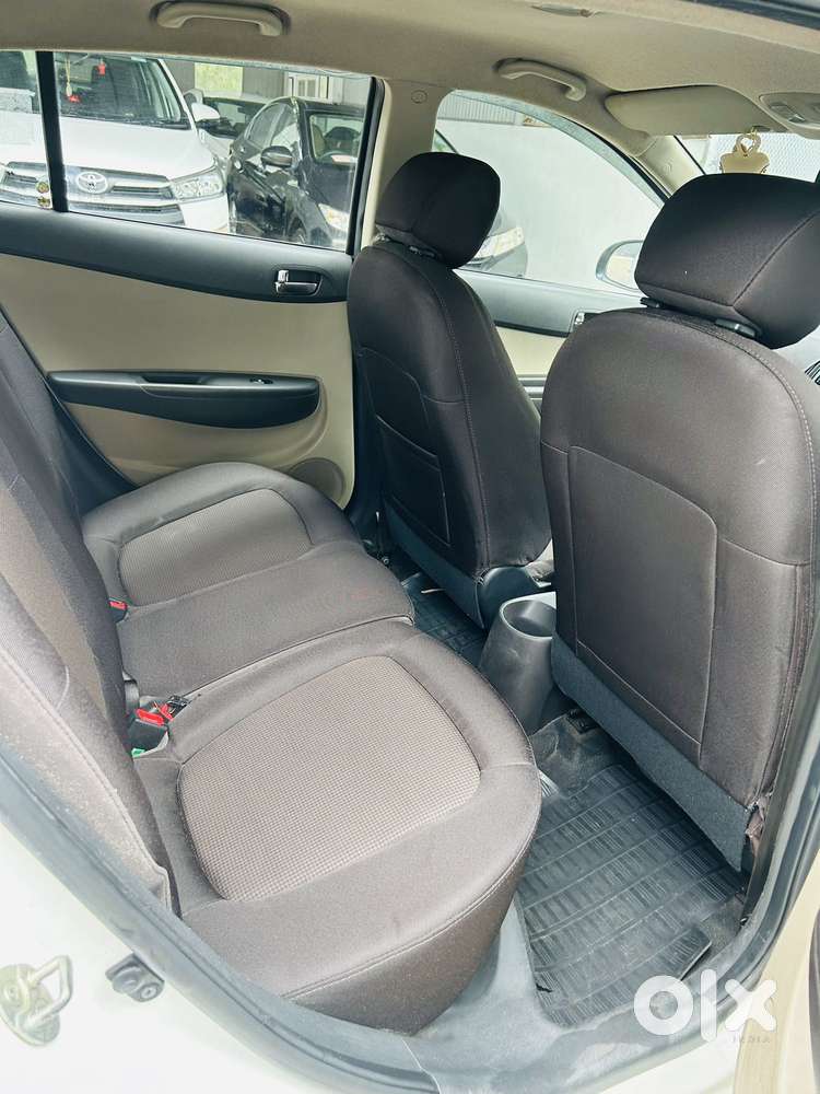 Hyundai I20 Sportz Plus, 2013, Petrol