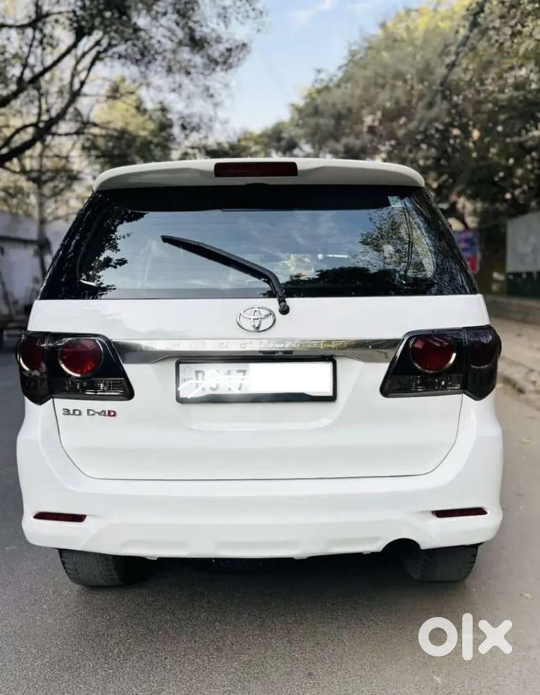 2015 Toyota Fortuner Suv