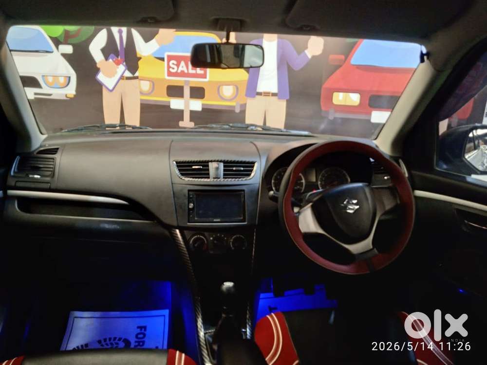 Maruti Suzuki Swift Vxi Optional, 2016, Petrol
