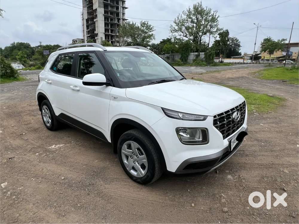 Hyundai Venue 1.2 S Plus, 2020, Petrol