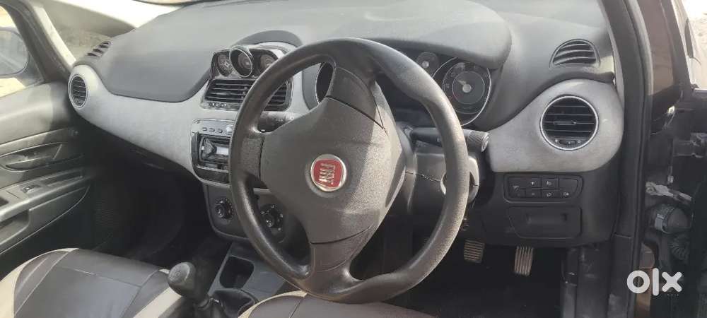 Fiat Linea Emotion Diesel 2015