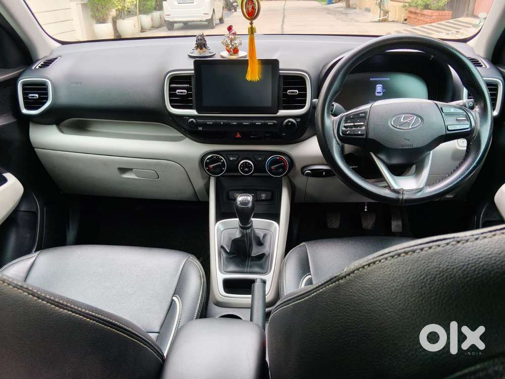 Hyundai Venue 1.2 S (o), 2022, Petrol