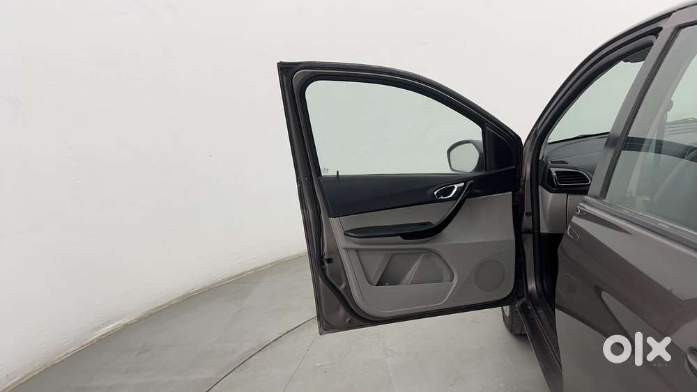 Tata Tiago Xz, 2018, Petrol