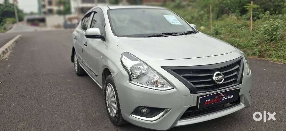 Nissan Sunny, 2016, Petrol