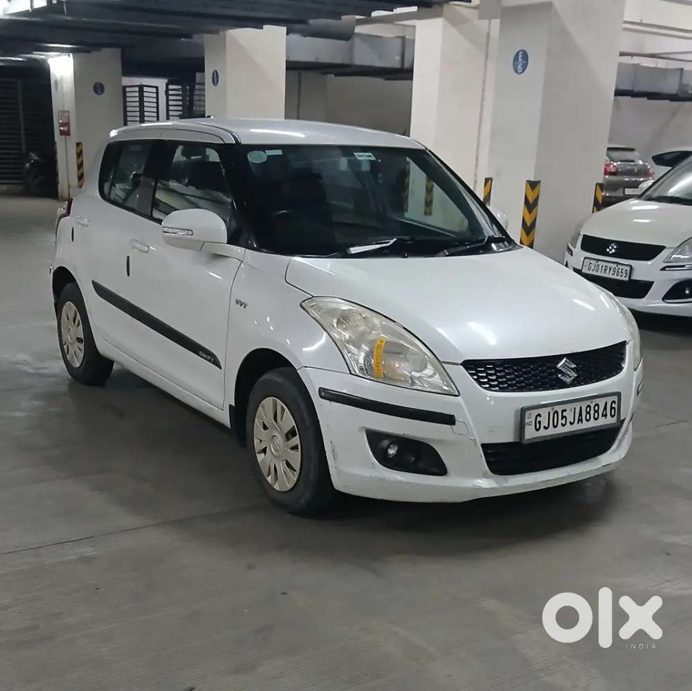 Maruti Suzuki Swift 2012 Vxi Petrol