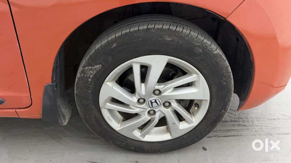 Honda Jazz [2020-2023] 1.2 V I-vtec Mt, 2015, Petrol