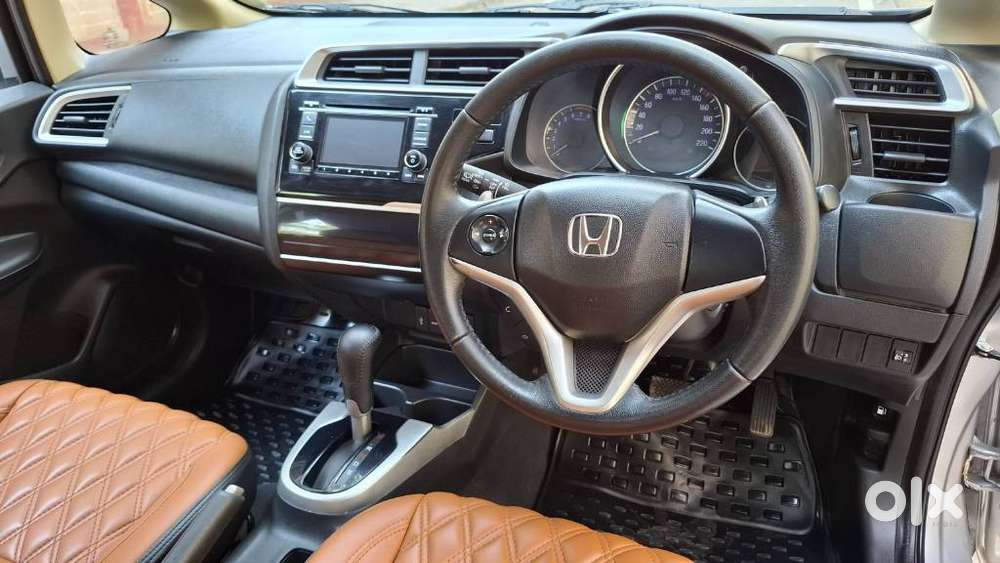 Honda Jazz V Cvt, 2018, Petrol