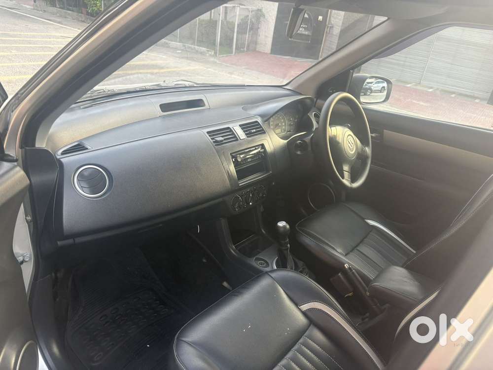 Maruti Suzuki Swift Vxi 1.2 Abs Bs-iv, 2006, Petrol