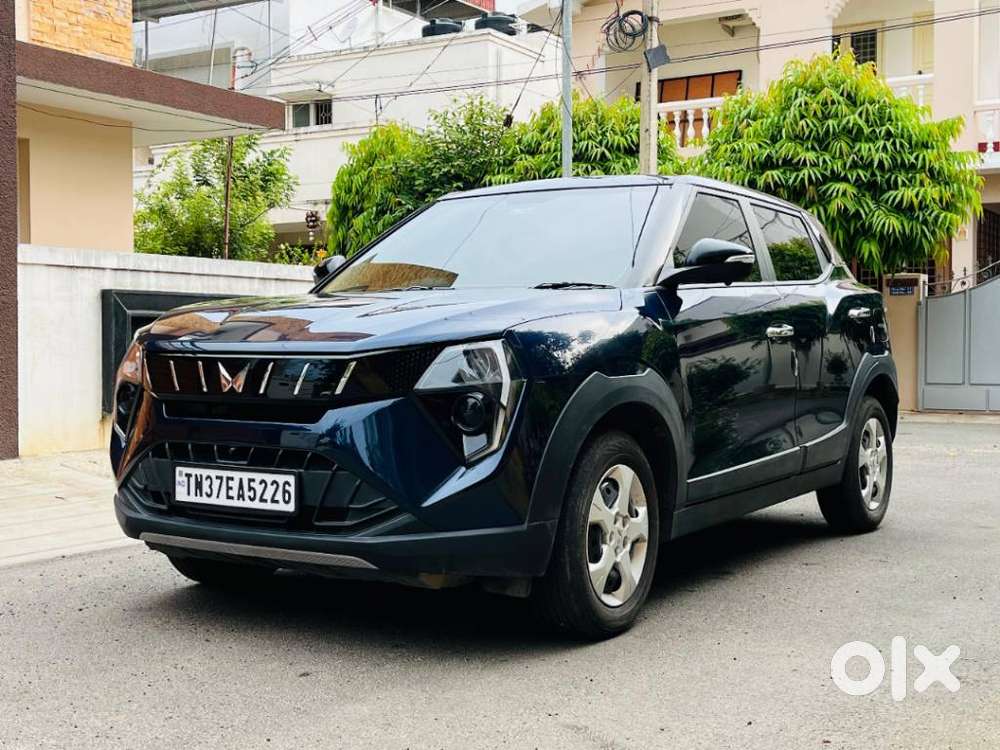 Mahindra Xuv 3xo, 2025, Petrol