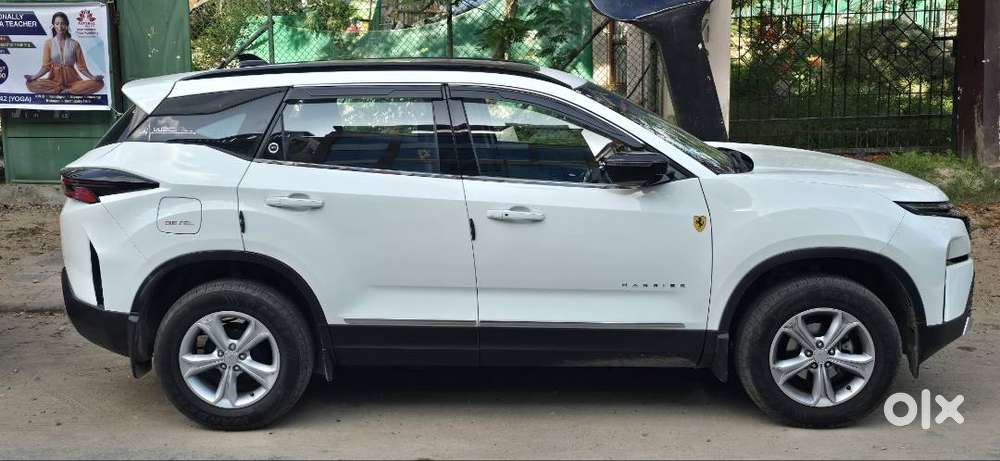 2024 Model Harrier Pur Plus S(just Completed 24 Months)