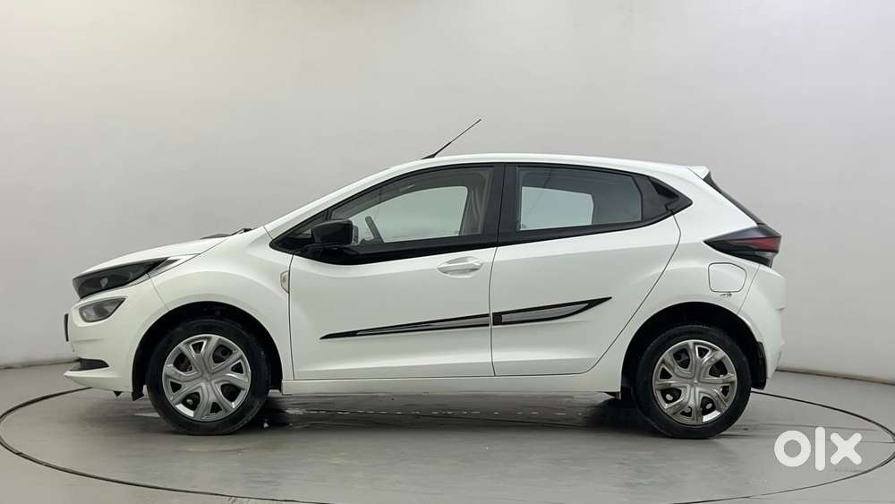 Tata Altroz 1.2 Xt, 2022, Petrol
